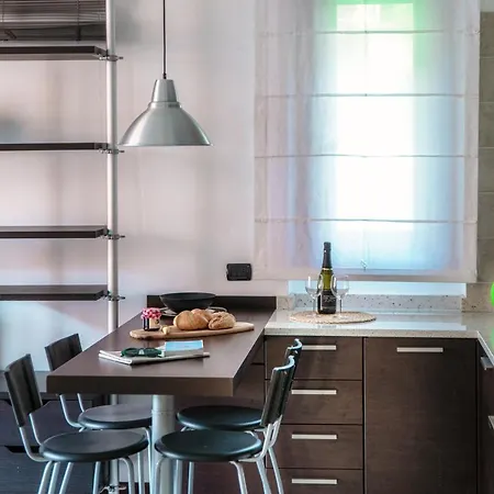 Apartament Joivy Splendid Flat W Terrace Near Como