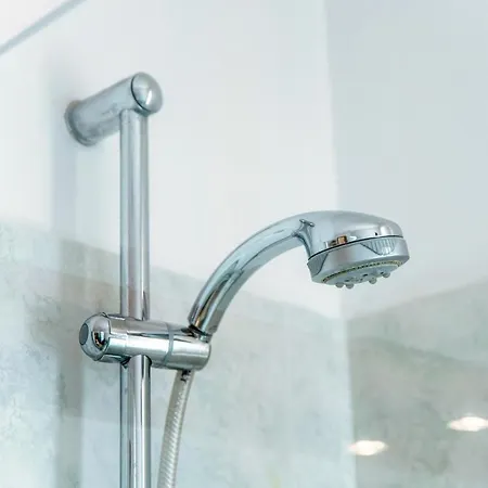 Joivy Splendid Flat W Terrace Near Apartament