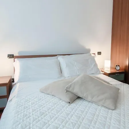 Lejlighed Joivy Splendid Flat W Terrace Near Como