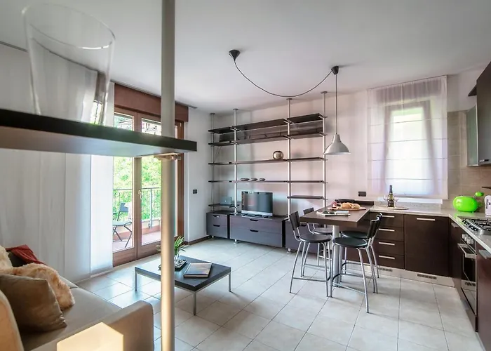 Joivy Splendid Flat W Terrace Near Apartament Como